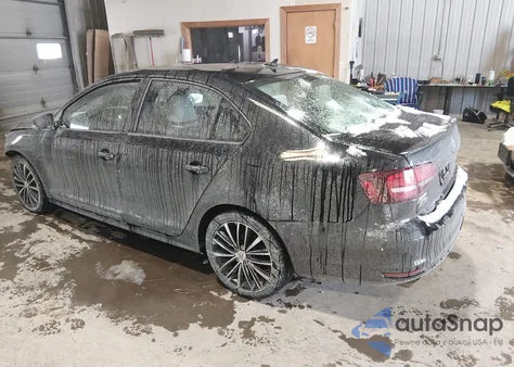 2017 Volkswagen Jetta 1.8T Sport из США, поврежденный, VIN 3VWD17AJ1HM288907